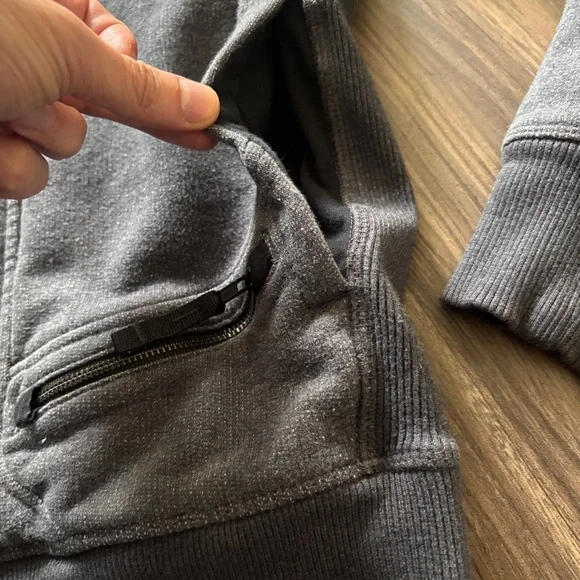 Lululemon Men's Deep Cove Full Zip Charcoal Gray Hoodie - Picture 5 of 13